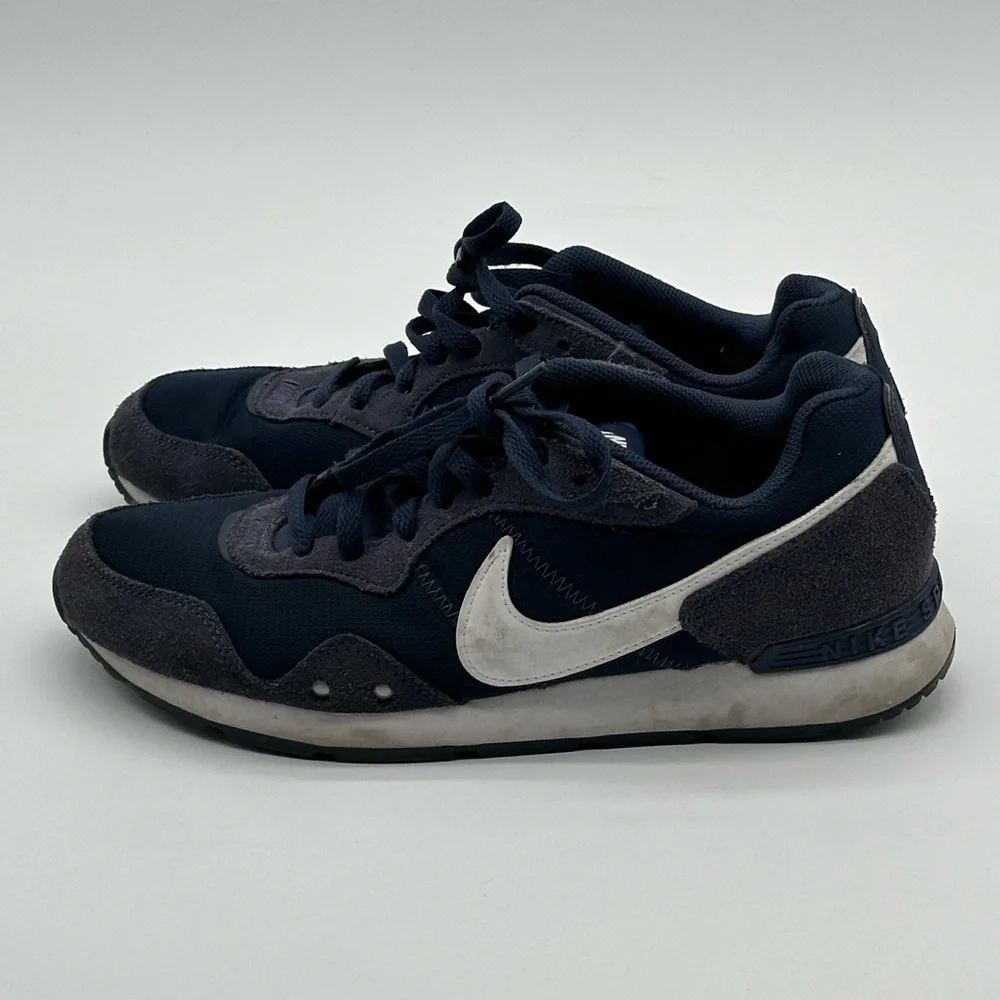 Nike Venture Runner Running Trainers Ck2944-400‎ Sneakers Shoes Size 8